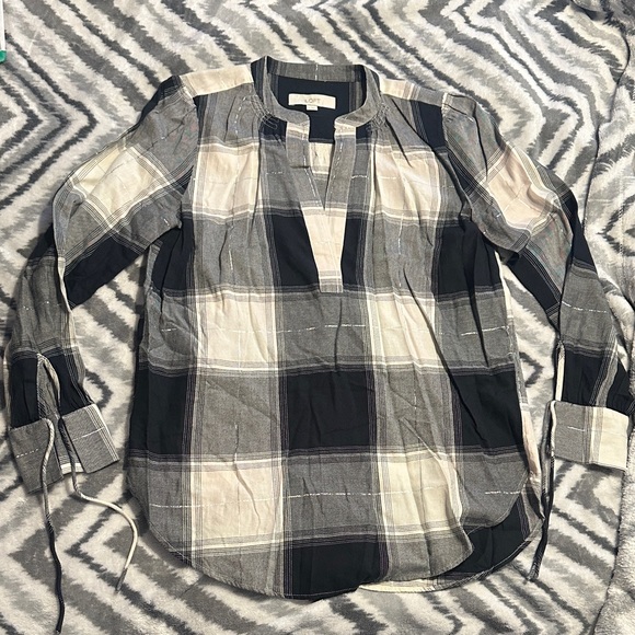 LOFT Tops - LOFT Plaid Tunic Top - Black, Gray & Cream